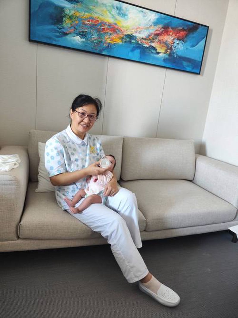 育儿嫂行业动态：与时俱进的陪伴者